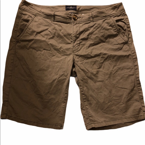 American Eagle Outfitters Pants - American eagle Army green khaki shorts
